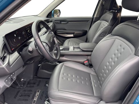 Used 2024 Kia EV9 Wind image 9