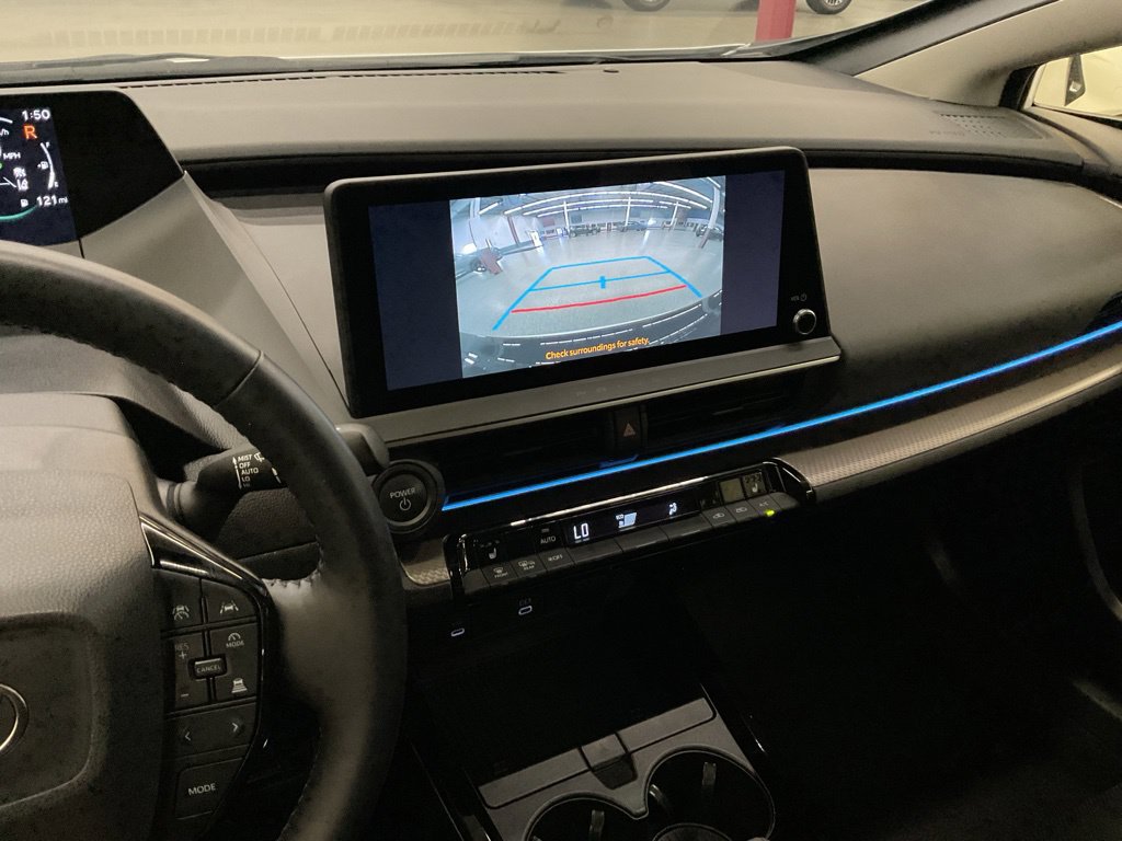 Used 2024 Toyota Prius XLE AWD/4WD image 15