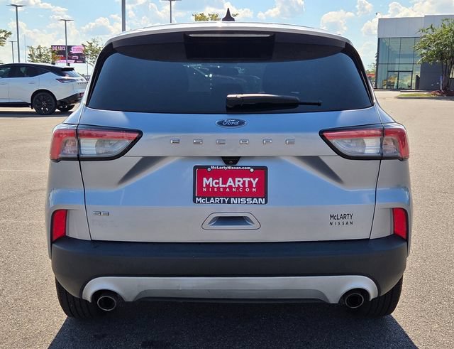 Used 2022 Ford Escape SE w/ Convenience Package FWD image 6