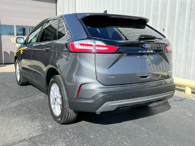Used 2024 Ford Edge SEL w/ Convenience Package AWD/4WD image 6