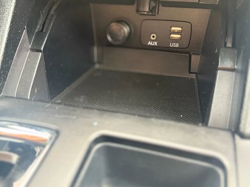 Used 2018 Subaru Outback 2.5i Limited image 23