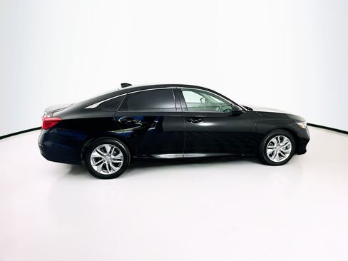 Used 2018 Honda Accord LX image 10