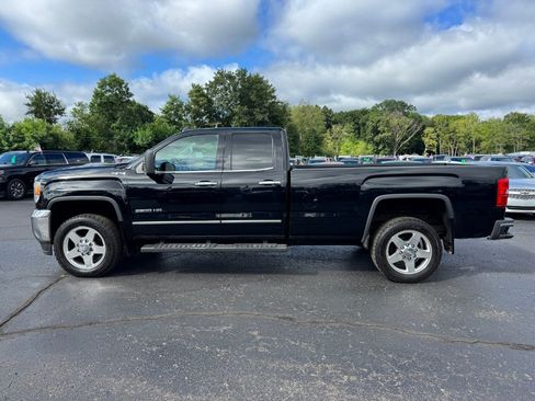 Used 2015 GMC Sierra 2500 SLT AWD/4WD image 2