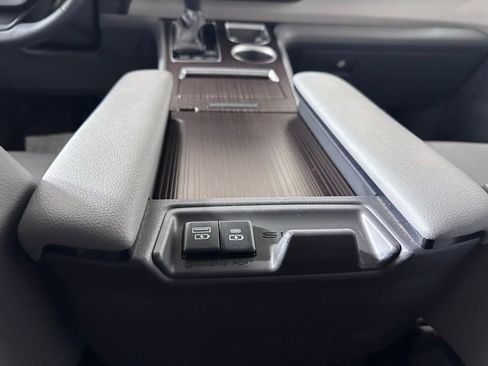 Used 2021 Toyota Sienna XLE image 20