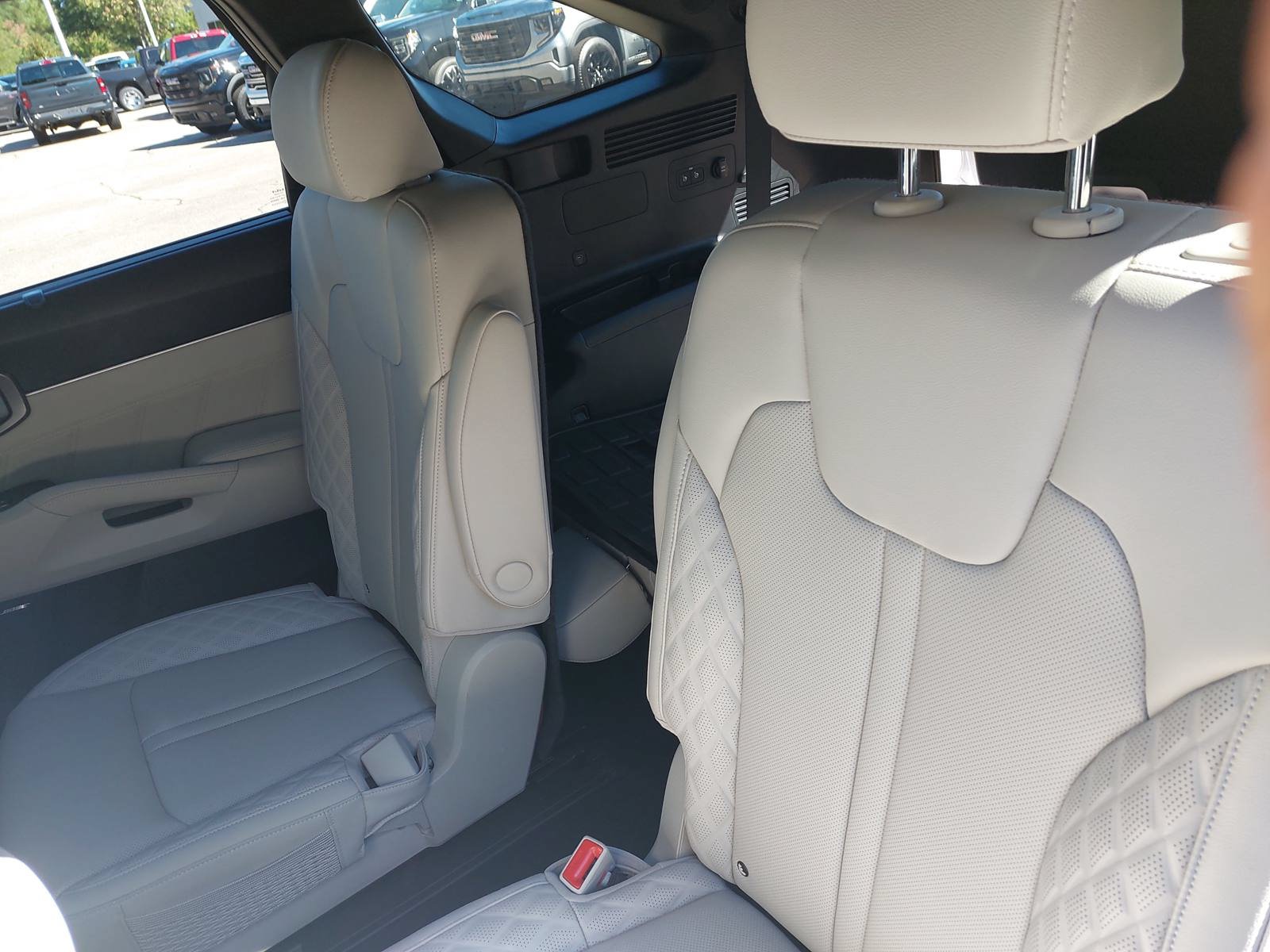 Used 2025 Kia Sorento SX Prestige AWD/4WD image 14