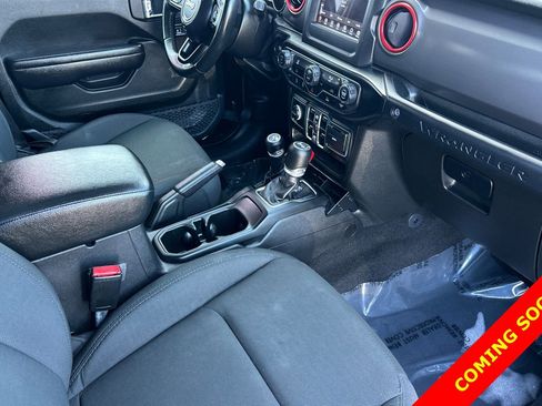Used 2021 Jeep Wrangler Unlimited Sport image 17