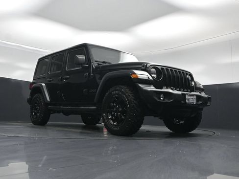 Used 2023 Jeep Wrangler Unlimited Sport AWD/4WD image 42