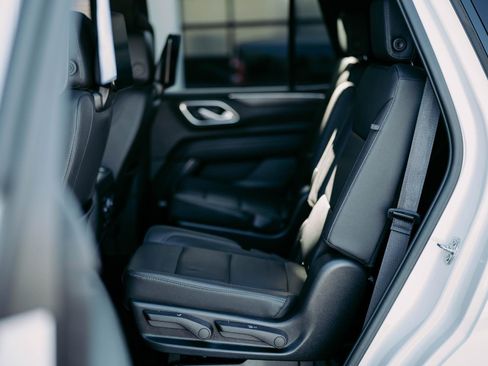 Used 2022 Chevrolet Tahoe Z71 image 10