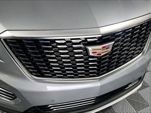 Used 2025 Cadillac XT5 Premium Luxury FWD image 30