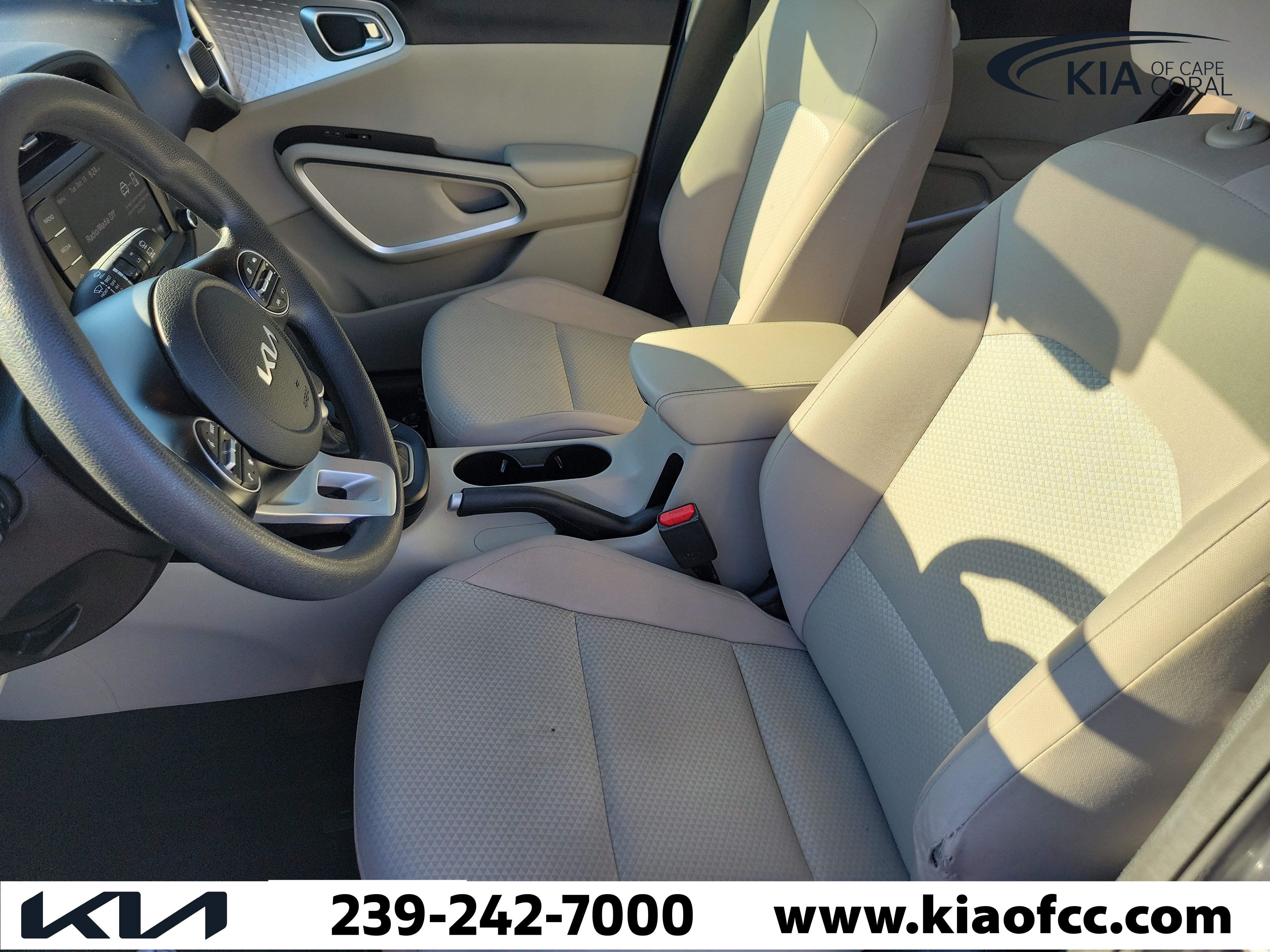 Certified 2024 Kia Soul LX FWD image 21
