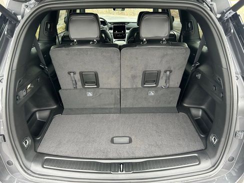 New 2025 Jeep Grand Cherokee L Limited image 27