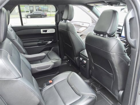 Certified 2022 Ford Explorer ST w/ Equipment Group 401A AWD/4WD image 27