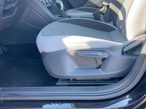 Used 2022 Volkswagen Taos S w/ IQ Drive S Package image 13