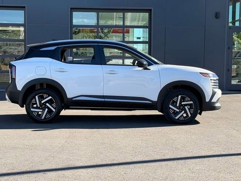 New 2026 Nissan Kicks SV w/ SV Premium Package FWD image 7