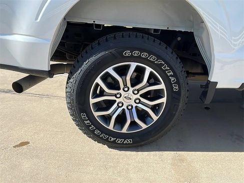 Used 2021 Ford F150 Lariat w/ Tow Technology Package AWD/4WD image 9