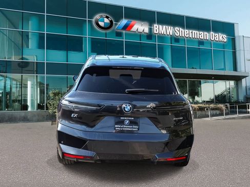 Certified 2023 BMW iX xDrive50 w/ Sport Package AWD/4WD image 5