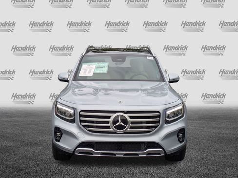 New 2026 Mercedes-Benz GLB 250 image 3