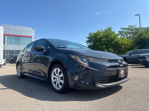 Used 2024 Toyota Corolla LE FWD image 13
