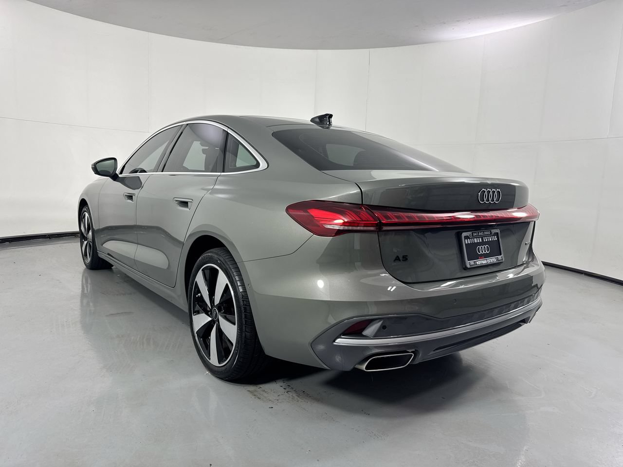 Used 2025 Audi A5 2.0T Premium Plus w/ Premium Plus AWD/4WD image 31