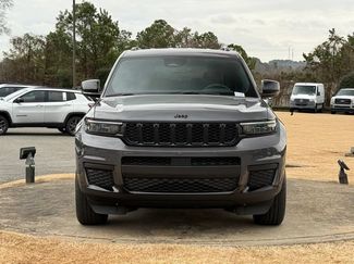 Used 2024 Jeep Grand Cherokee L Laredo AWD/4WD video 2