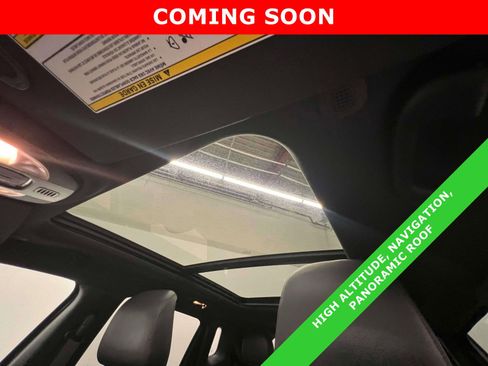 Certified 2023 Jeep Compass High Altitude AWD/4WD image 4