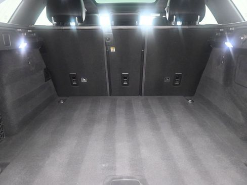 Used 2020 Jaguar F-PACE S image 22