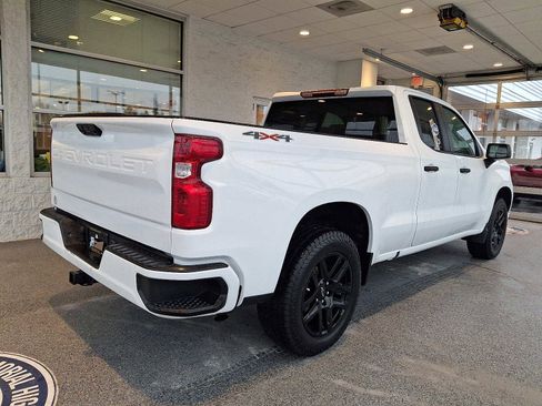 Certified 2022 Chevrolet Silverado 1500 Custom image 6