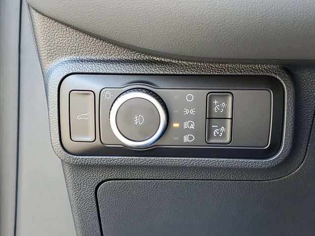 New 2026 Ford Explorer Active w/ Active Comfort Package AWD/4WD image 17