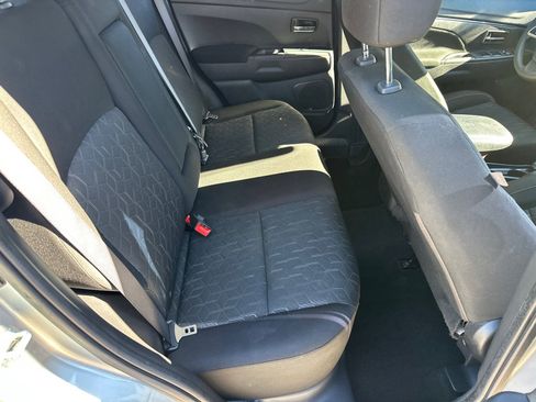 Used 2024 Mitsubishi Outlander Sport ES image 15