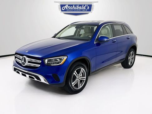Used 2022 Mercedes-Benz GLC 300 4MATIC image 3