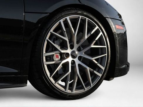 Used 2018 Audi R8 V10 plus image 53