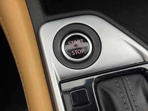 Used 2024 Nissan Sentra SV w/ SV Premium Package image 27