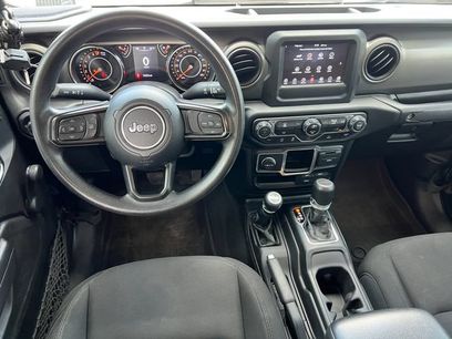 Used 2023 Jeep Gladiator Sport