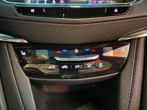 Used 2024 Cadillac XT5 Premium Luxury image 25