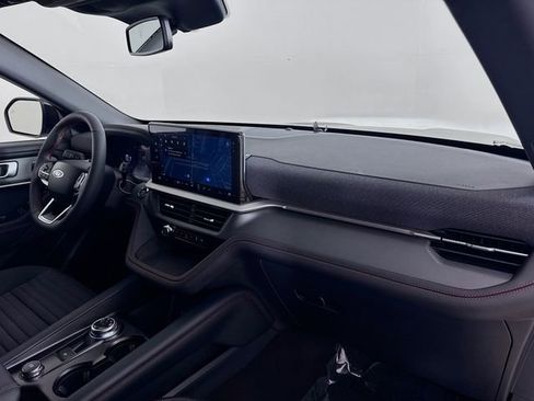 New 2026 Ford Explorer ST-Line w/ ST-Line Street Pack image 31