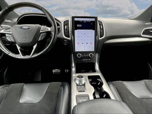 Used 2022 Ford Edge ST w/ Equipment Group 401A image 9