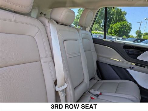 New 2023 Lincoln Aviator Reserve w/ Equipment Group 201A AWD/4WD image 13