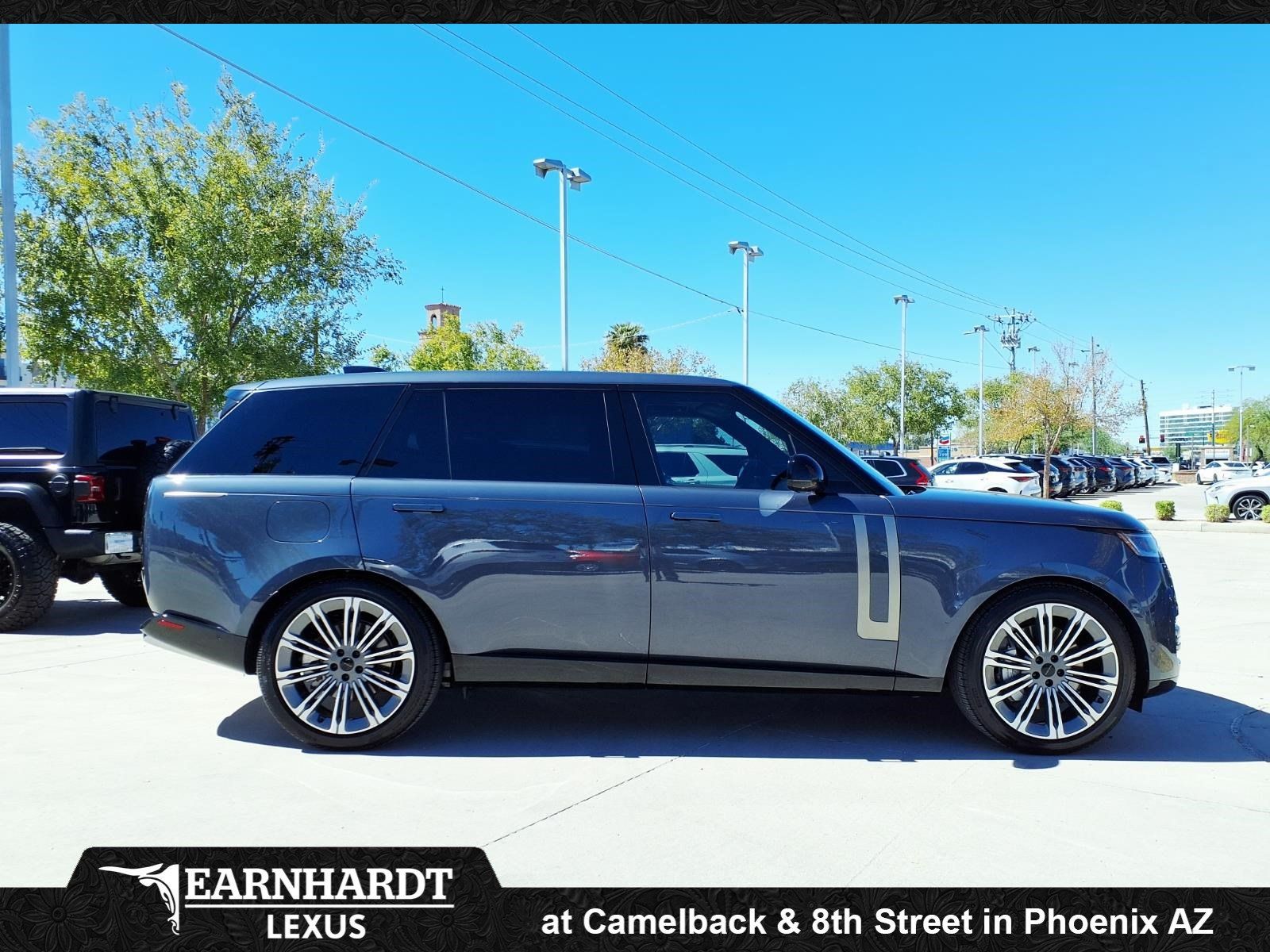 Used 2026 Land Rover Range Rover Long Wheelbase SE AWD/4WD image 12