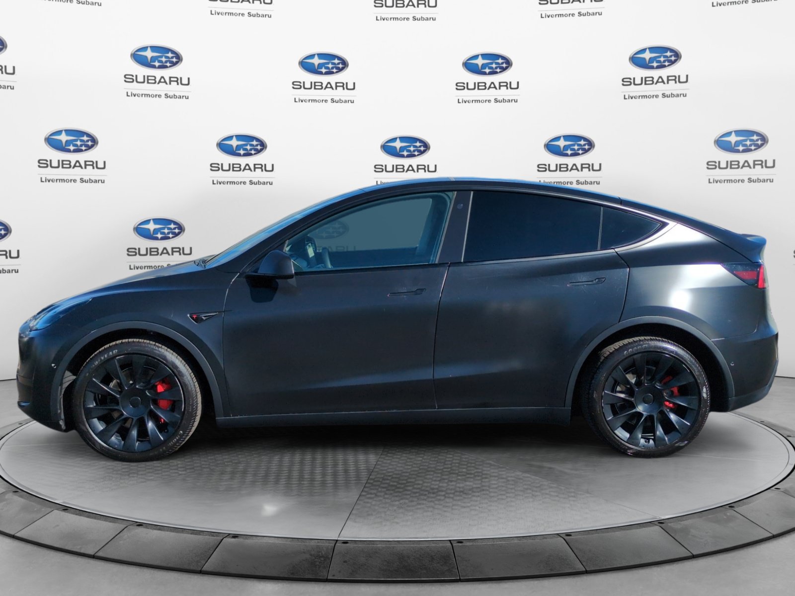 Used 2021 Tesla Model Y Long Range AWD/4WD image 2