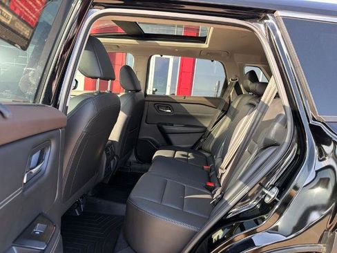Certified 2023 Nissan Rogue SL w/ SL Premium Package FWD image 17