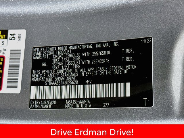 Used 2024 Toyota Grand Highlander AWD image 32