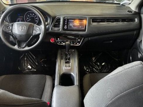 Used 2019 Honda HR-V EX image 26