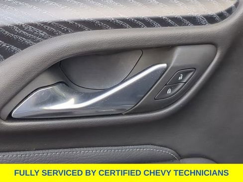 Used 2023 GMC Yukon XL Denali AWD/4WD image 36
