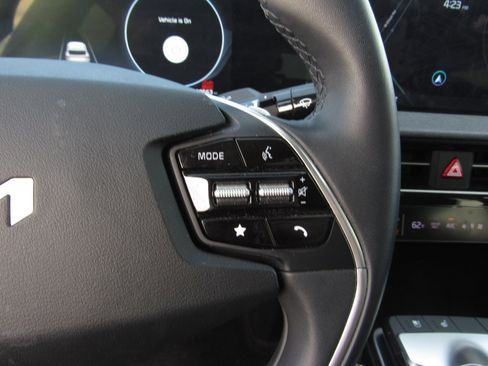 Used 2023 Kia EV6 Wind w/ Wind Technology Package image 27