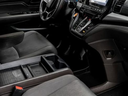 Used 2019 Honda Odyssey EX image 22