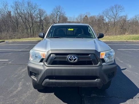 Used 2012 Toyota Tacoma 4x4 Access Cab V6 w/ Convenience Pkg image 7