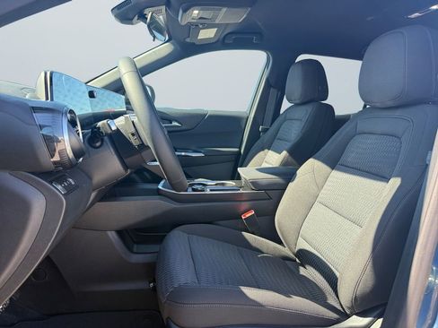 New 2026 Chevrolet Equinox LT image 9