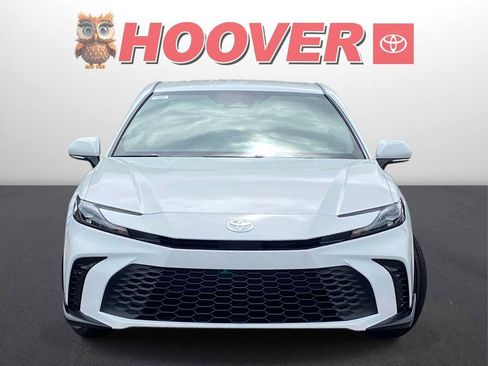 New 2026 Toyota Camry SE FWD image 7