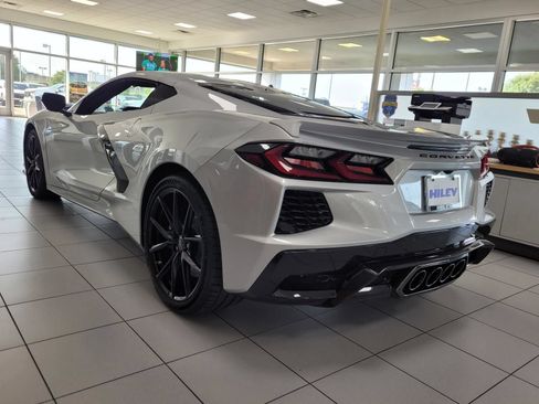 New 2027 Chevrolet Corvette Stingray Coupe w/ Z51 Performance Package RWD image 3