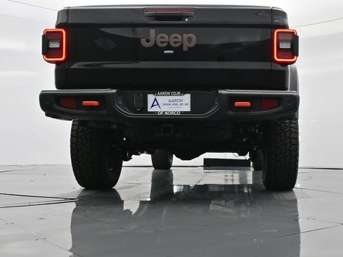 New 2025 Jeep Gladiator Mojave image 37